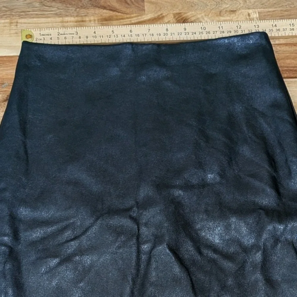 NWT J.Crew Womens Pencil Skirt 4P Faux Leather Black High Waist Workwear Classic